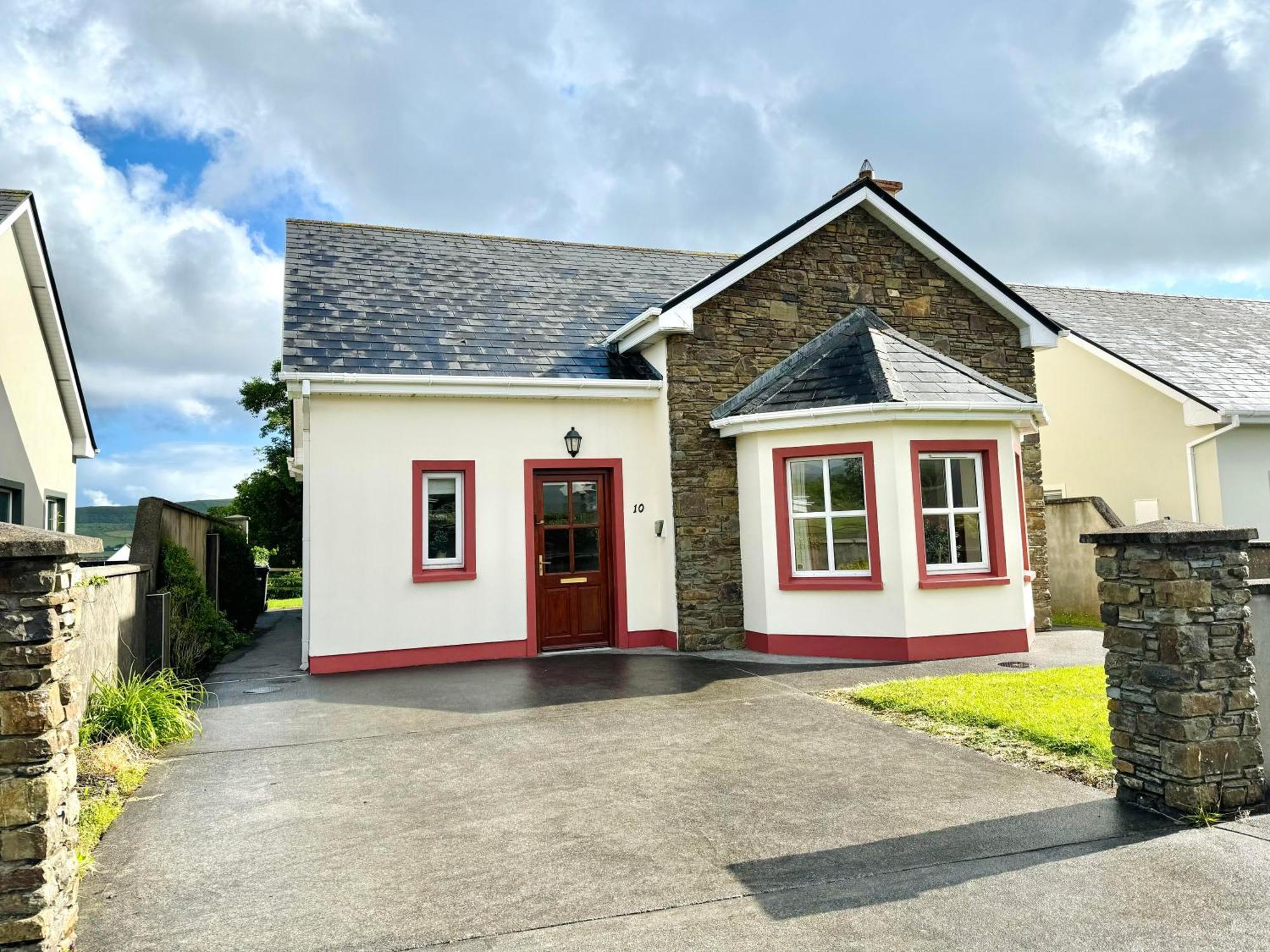 No 10 Ard Na Mara Villa Dingle Exterior photo